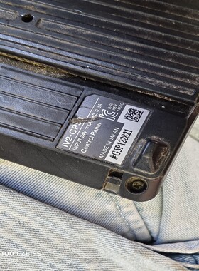 基恩士视觉触摸屏，基恩士IV2-CP50包好的一个