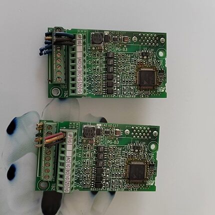 安川变频器PG卡，PG-B3，实物拍摄，功能包好。
