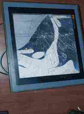 询价~M2L显示器TOP5TA(开机如图！