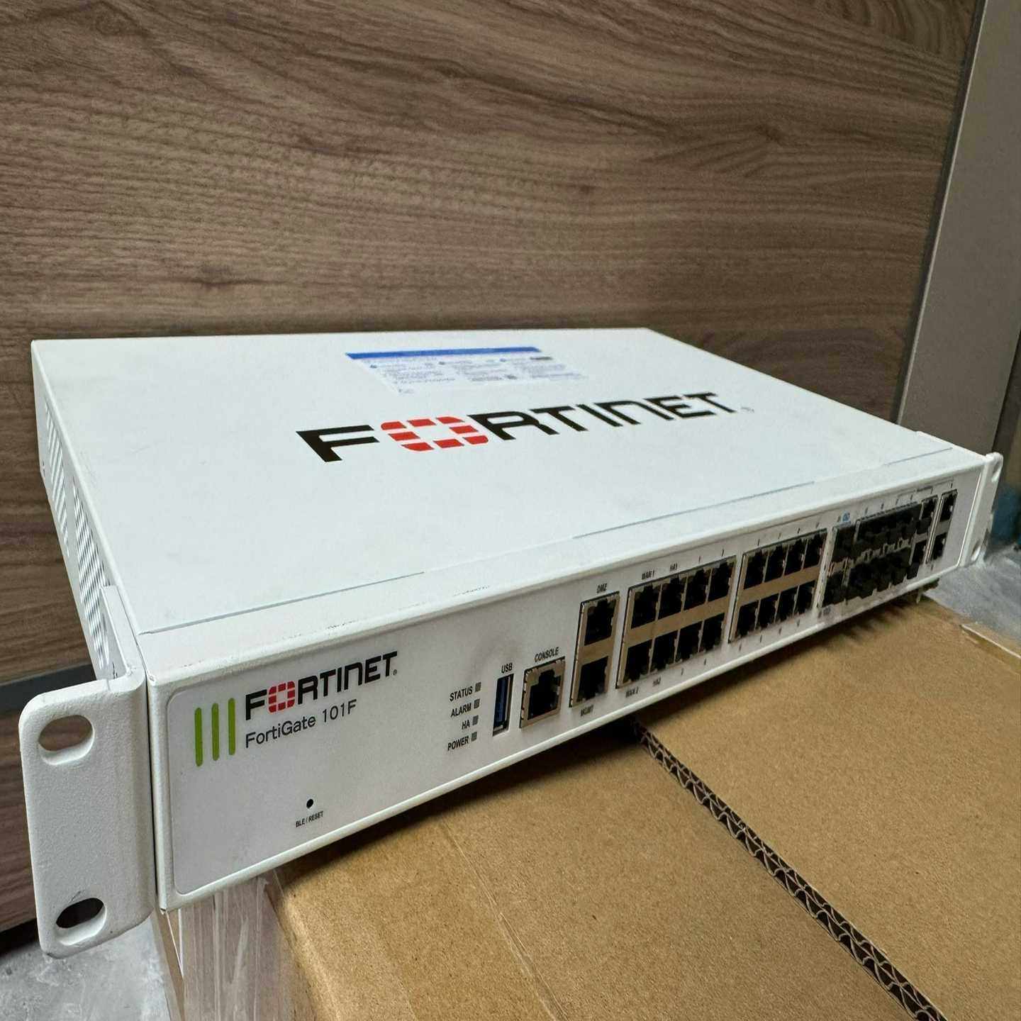 飞塔FG-101F防火墙一台成色新年份2023议价--议价商品