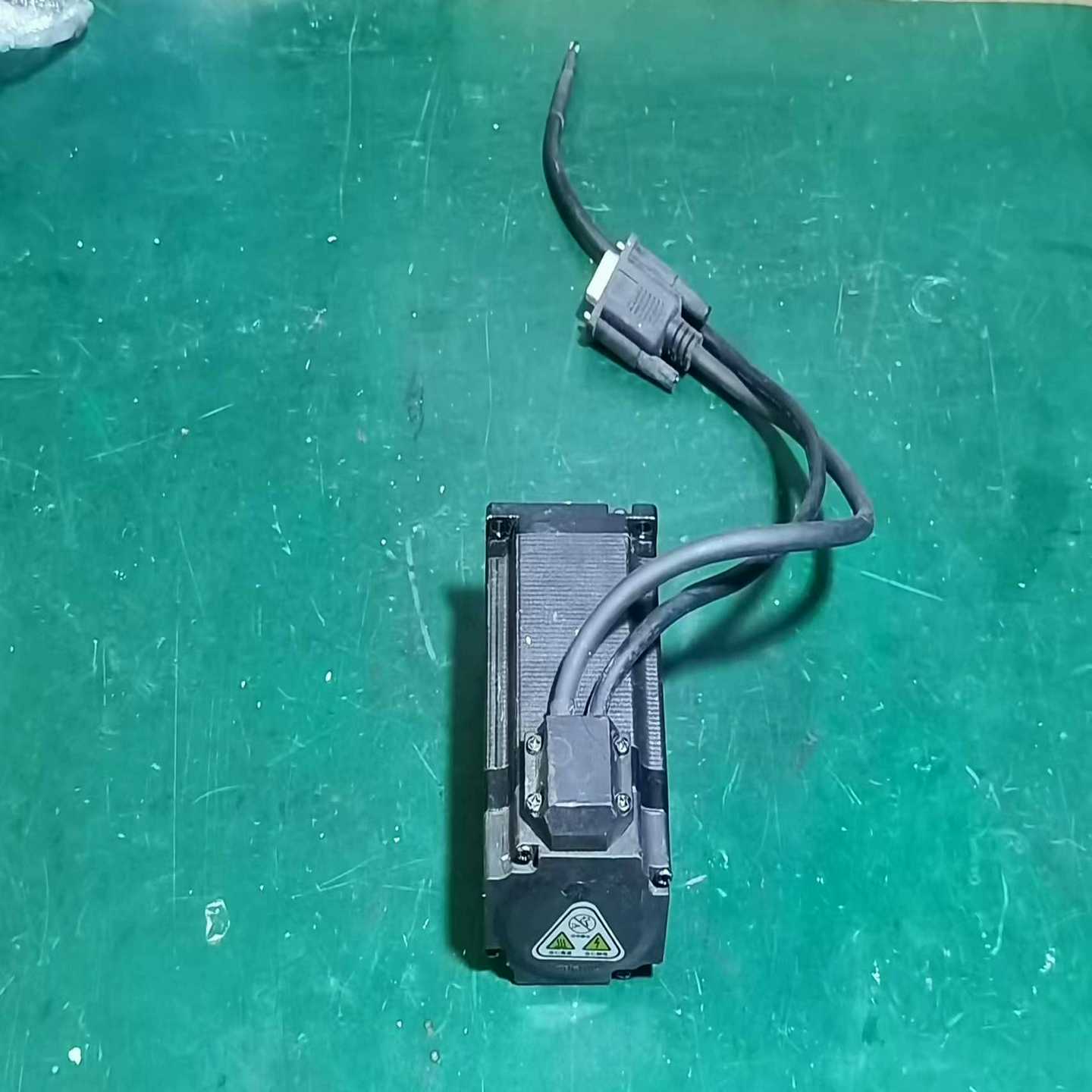 雷赛步进电机，型号57CME26，功能，成色如图所示，询价