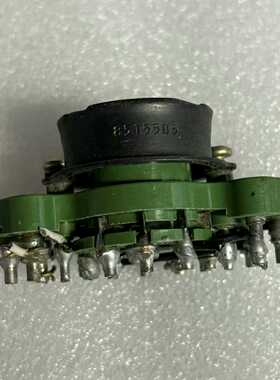 议价41027西电九脚管座共有6支：成色全一样好，无破损，