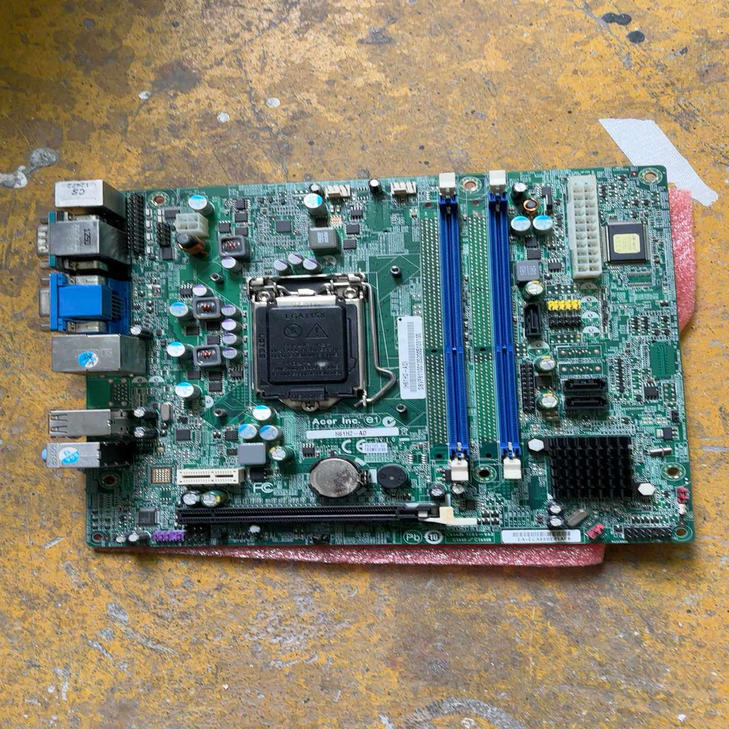 宏碁H61H2-AD主板出售，功能完好无维修，成色几乎全新。--议价商