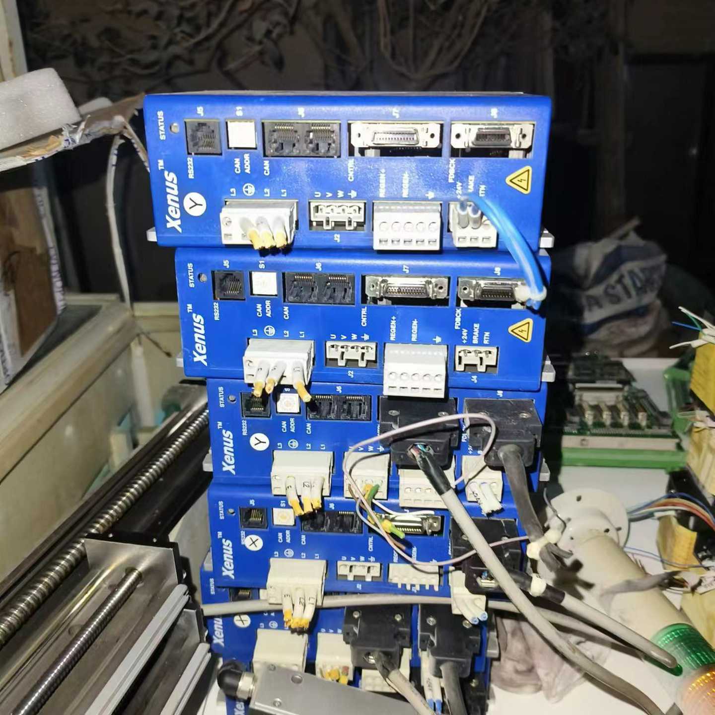 美国Xenus伺服驱动器800-1513A功能正常实物拍摄--议价商品