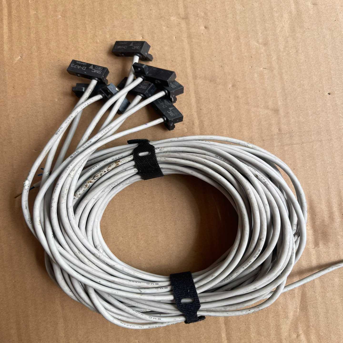 SMCD-A73磁性开关，总共8个，打包100元包邮出，--议价商品