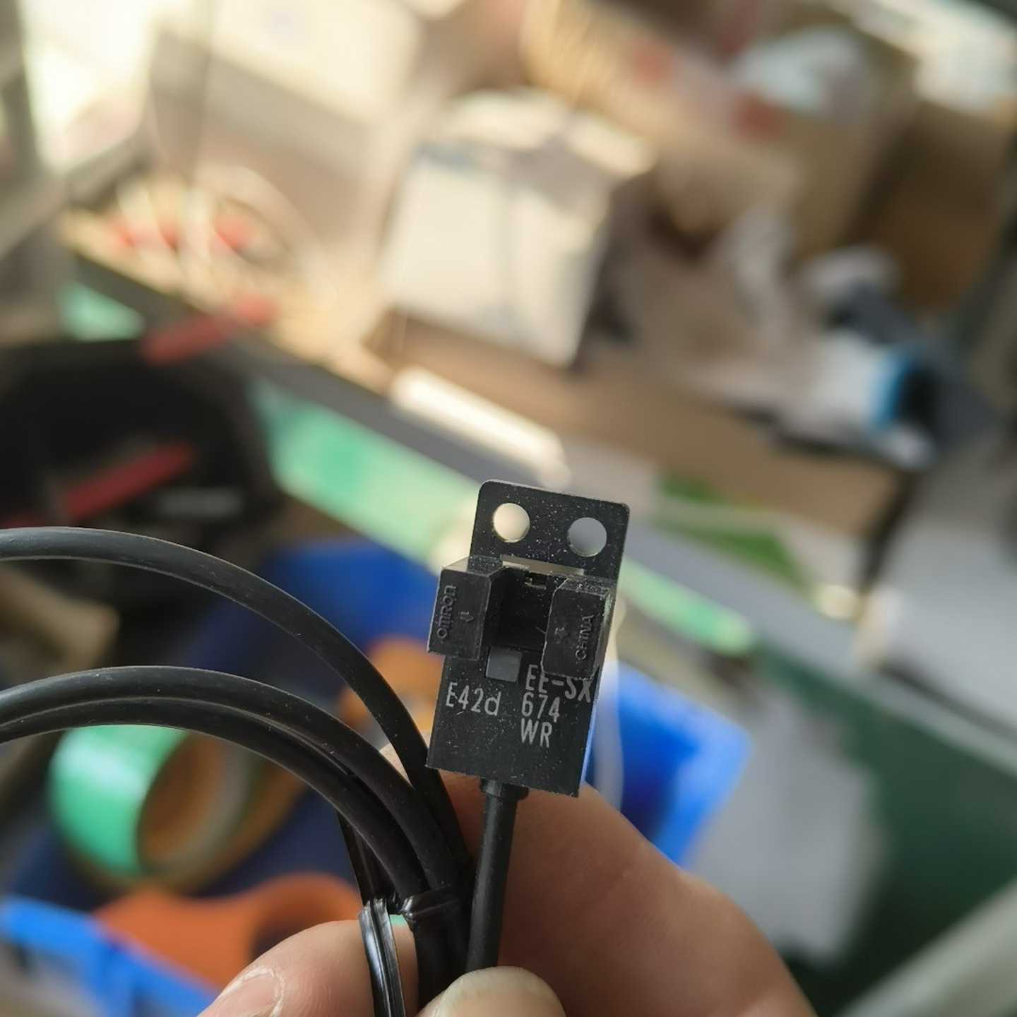 光电开关EESX-674-WR  9个 未使用~询价