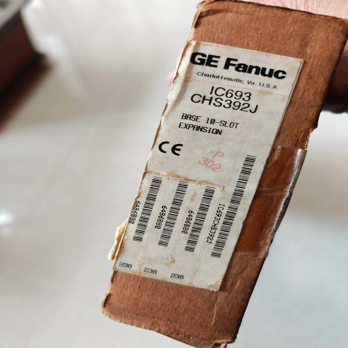 GE公司PLC底板IC693CHS392J，全新仓库备件，功