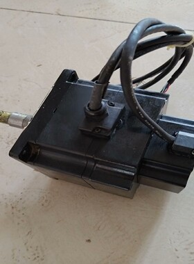 安川电机SGMP-08AWYR33马达750~询价