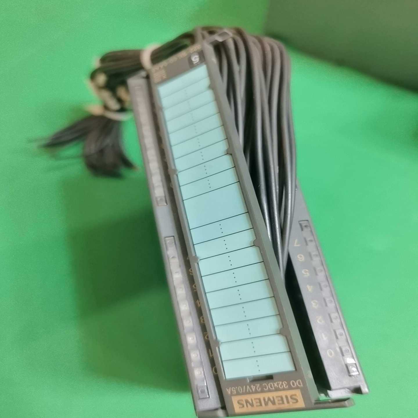 S议价6ES7322-1BL00-0AA0二手成色充新。年份18现货/维修