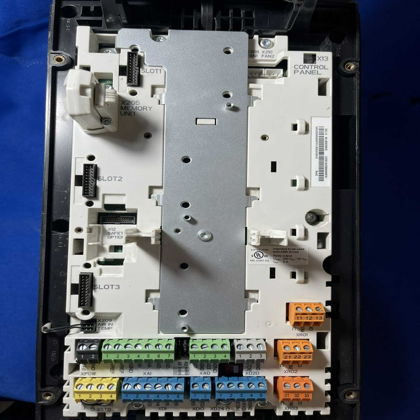 【议价】4ZCU-12变频器ACS880系列ZCON-