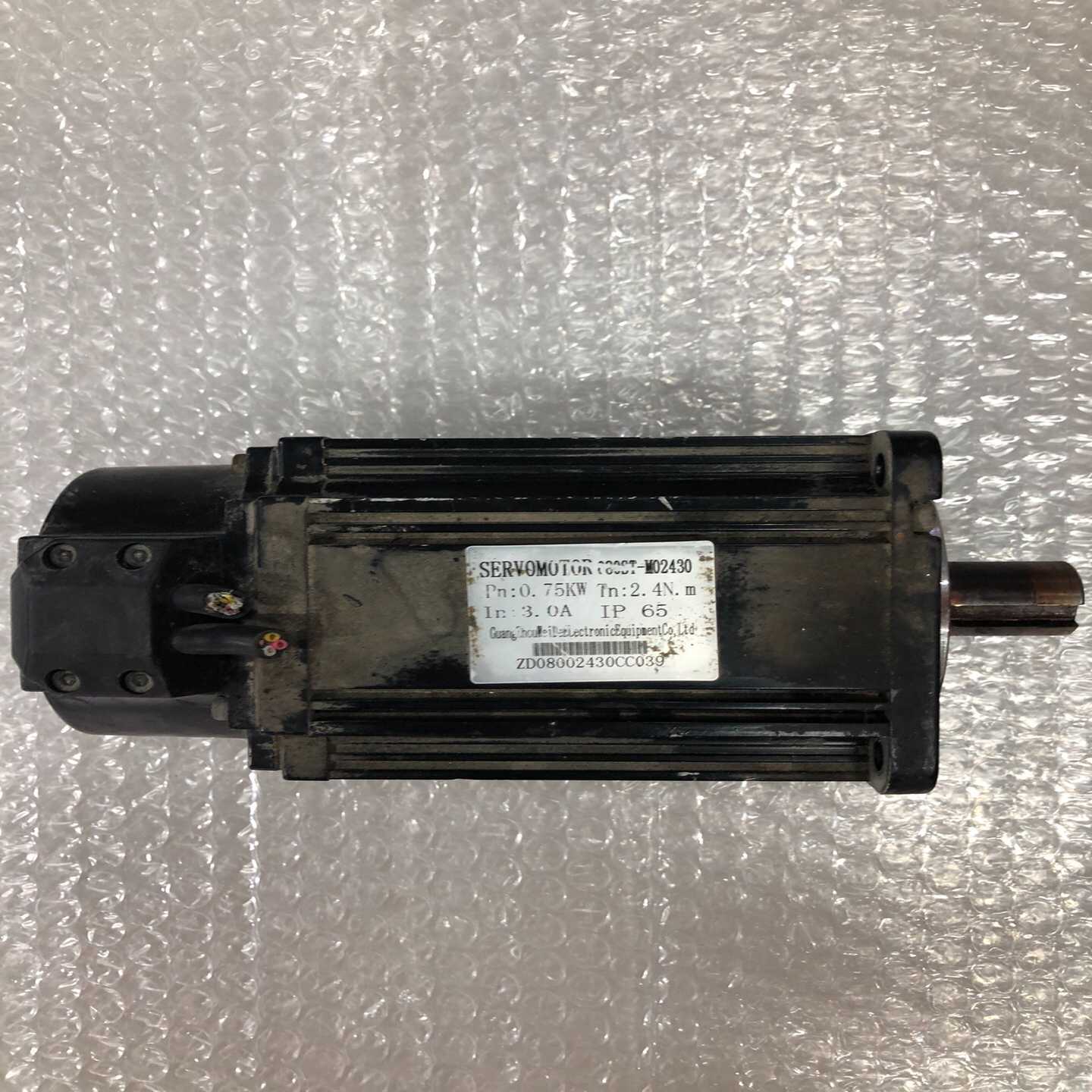 议价080ST-M02430，750瓦伺服电机功能包好成色如