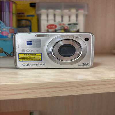Sony索尼W220数码相机，ccd，成色看图1210万像素--议价商品