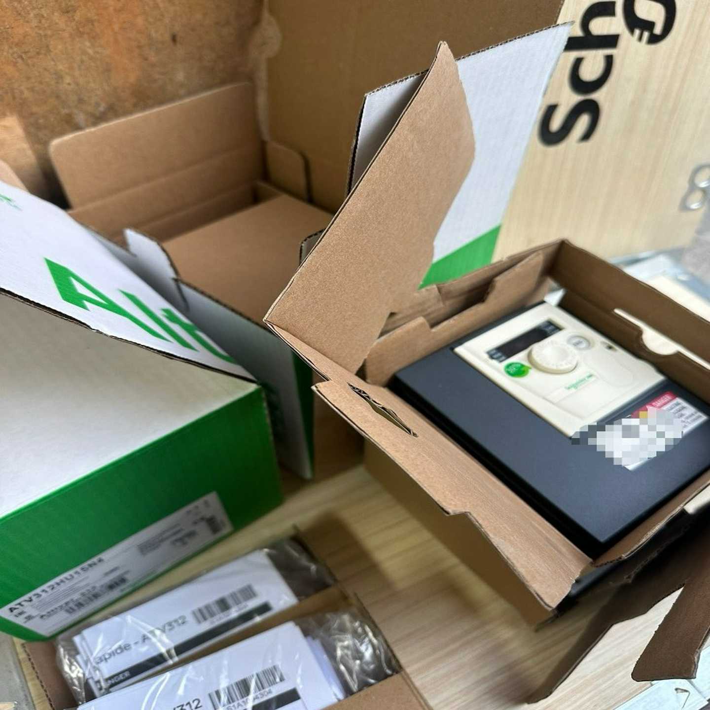 #Omron/欧姆龙欧姆龙变频器3G3EU-AB007M