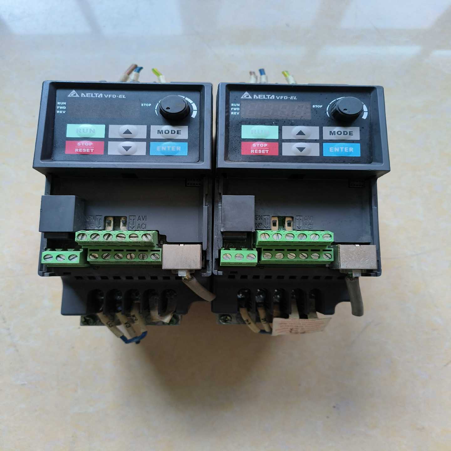 台达变频器VFD004EL21A0.4KW件，实物询价