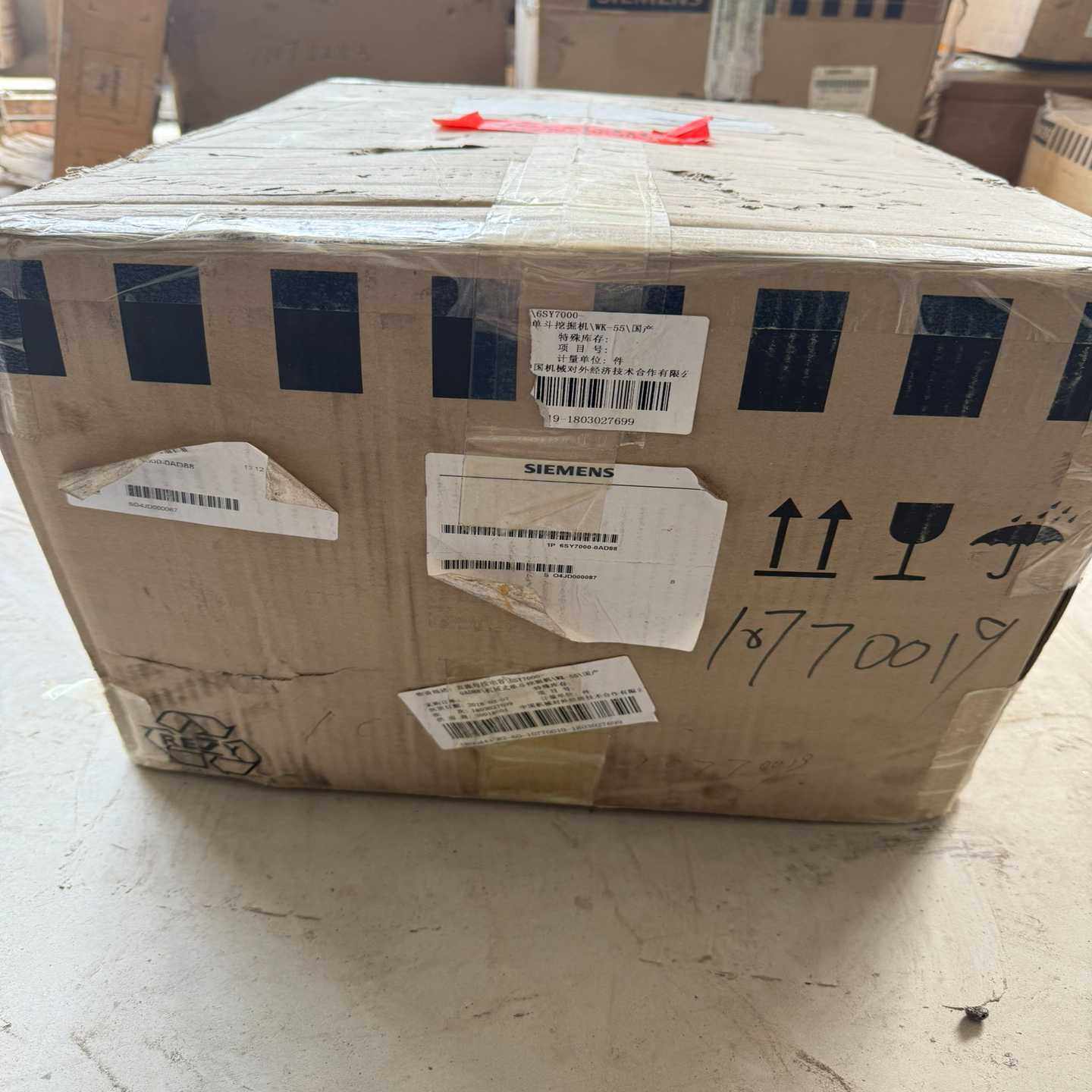 变频器电容6SY7000-0AD88，原包装一台询价