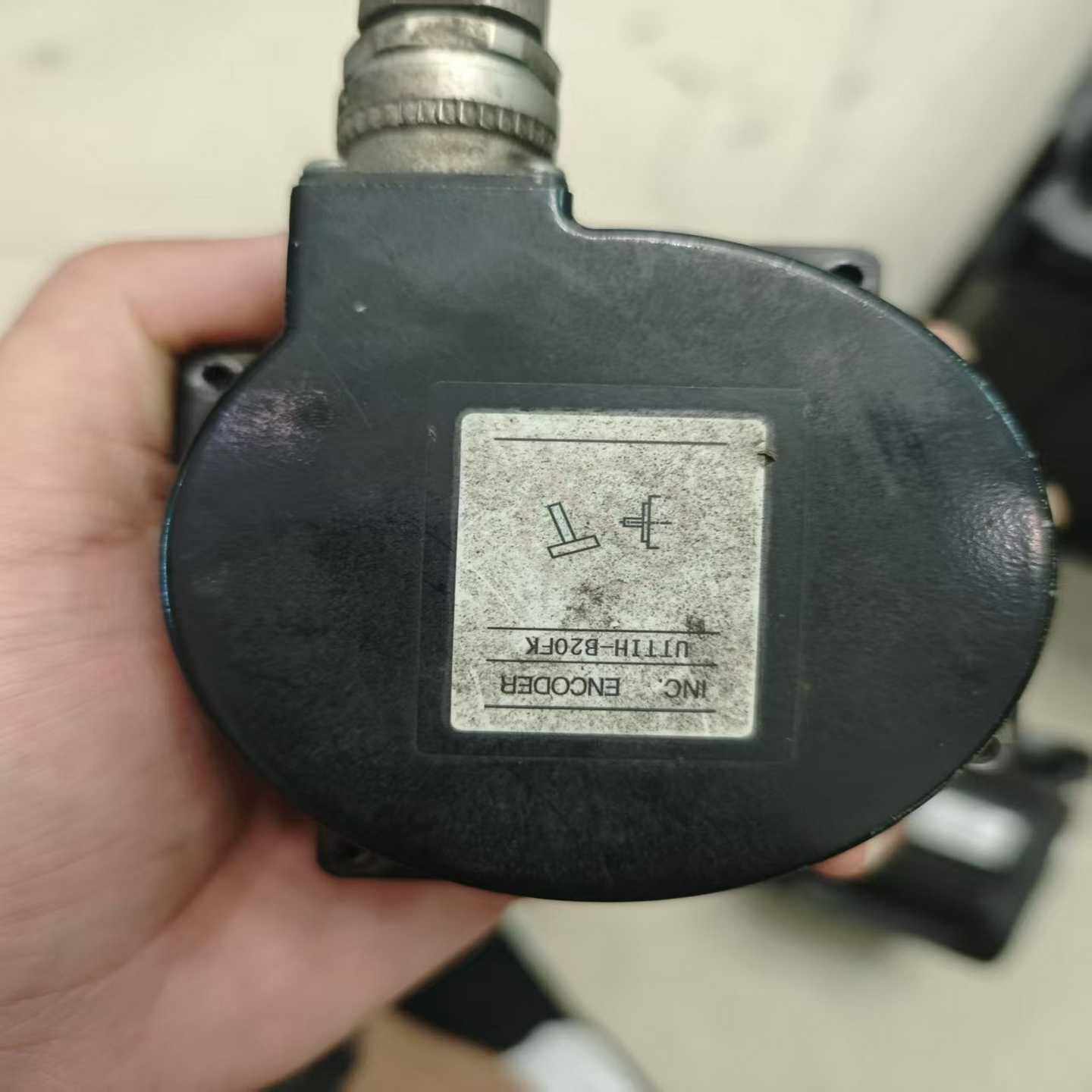 编码器UTTIH-B20FK功能正常