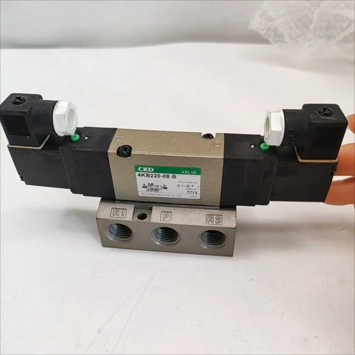 4KB220-08-B原装CKD电磁阀实物实拍现货