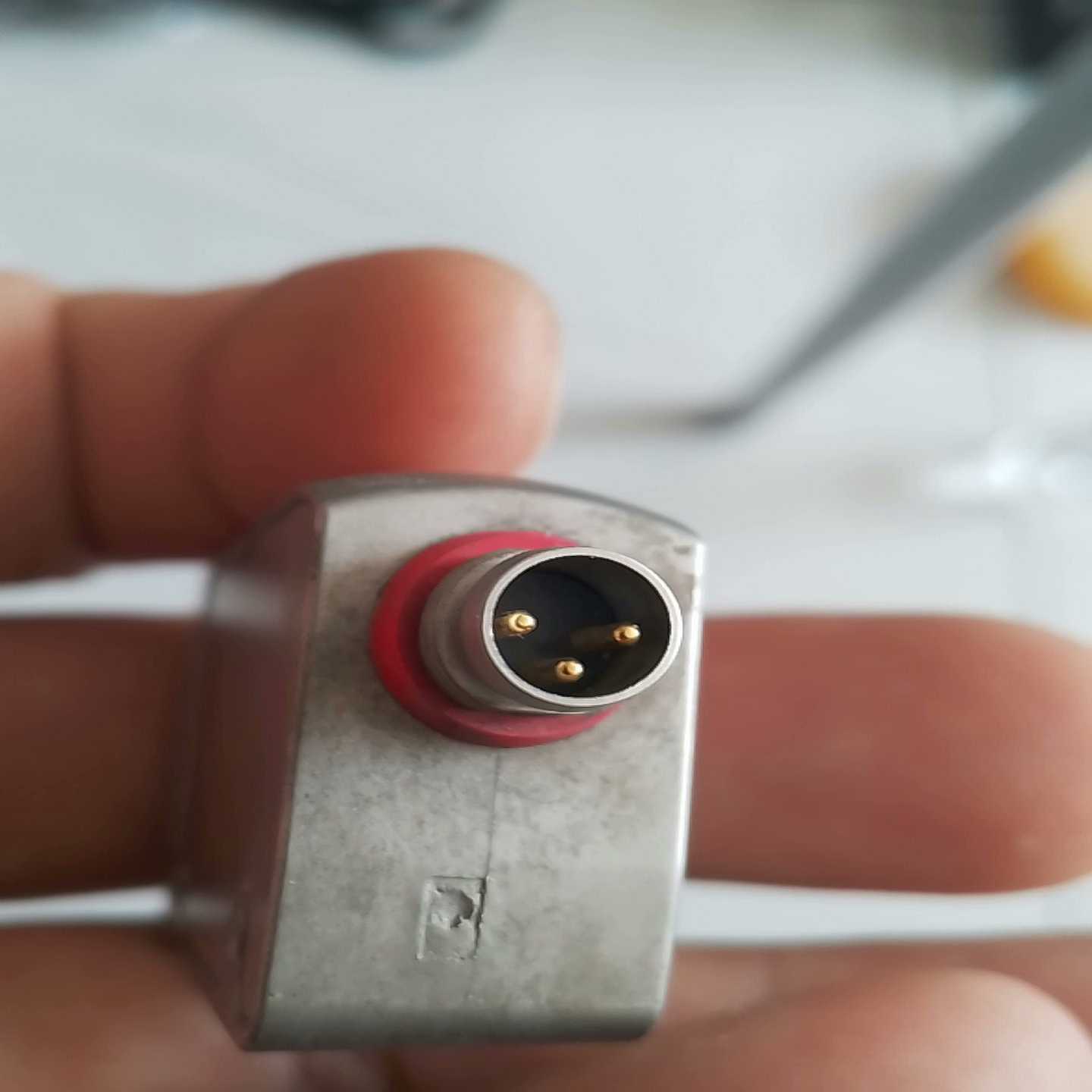 E3F3-D32，9，联系，便宜处理。~询价