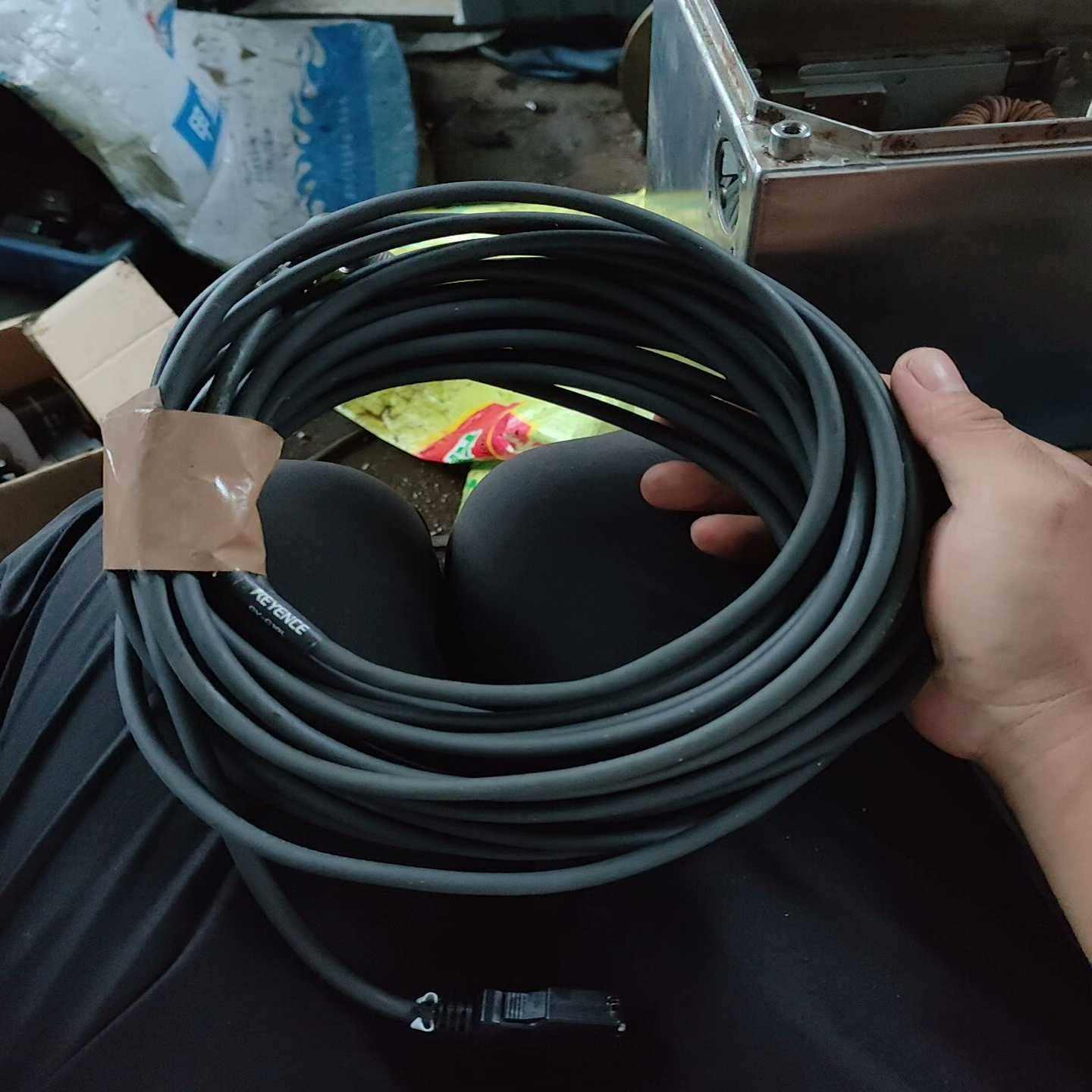 基恩士视觉缆线cv-c10L实物拍摄具体看图出售不退不换看--议价商