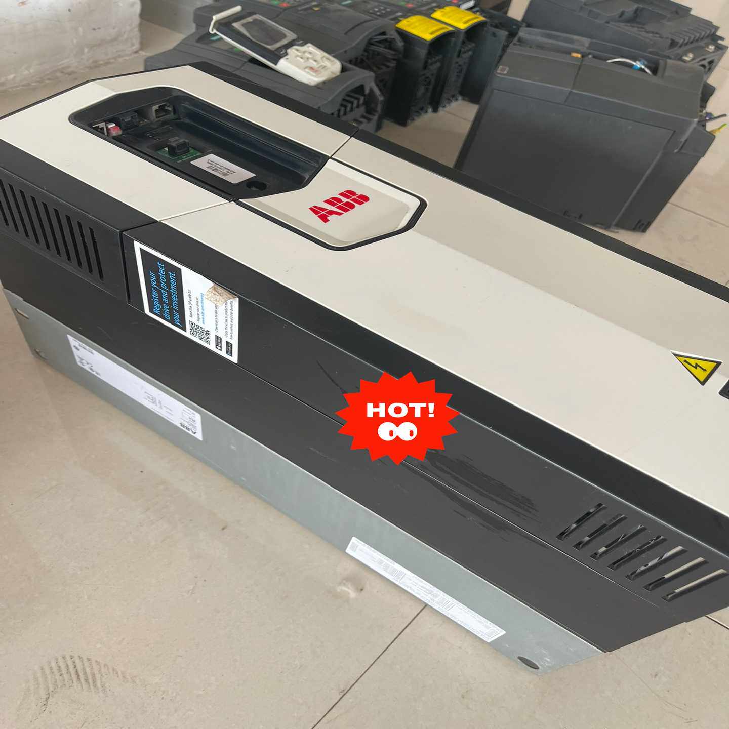 【议价】880系列变频器ACS880-01-065A-555适用