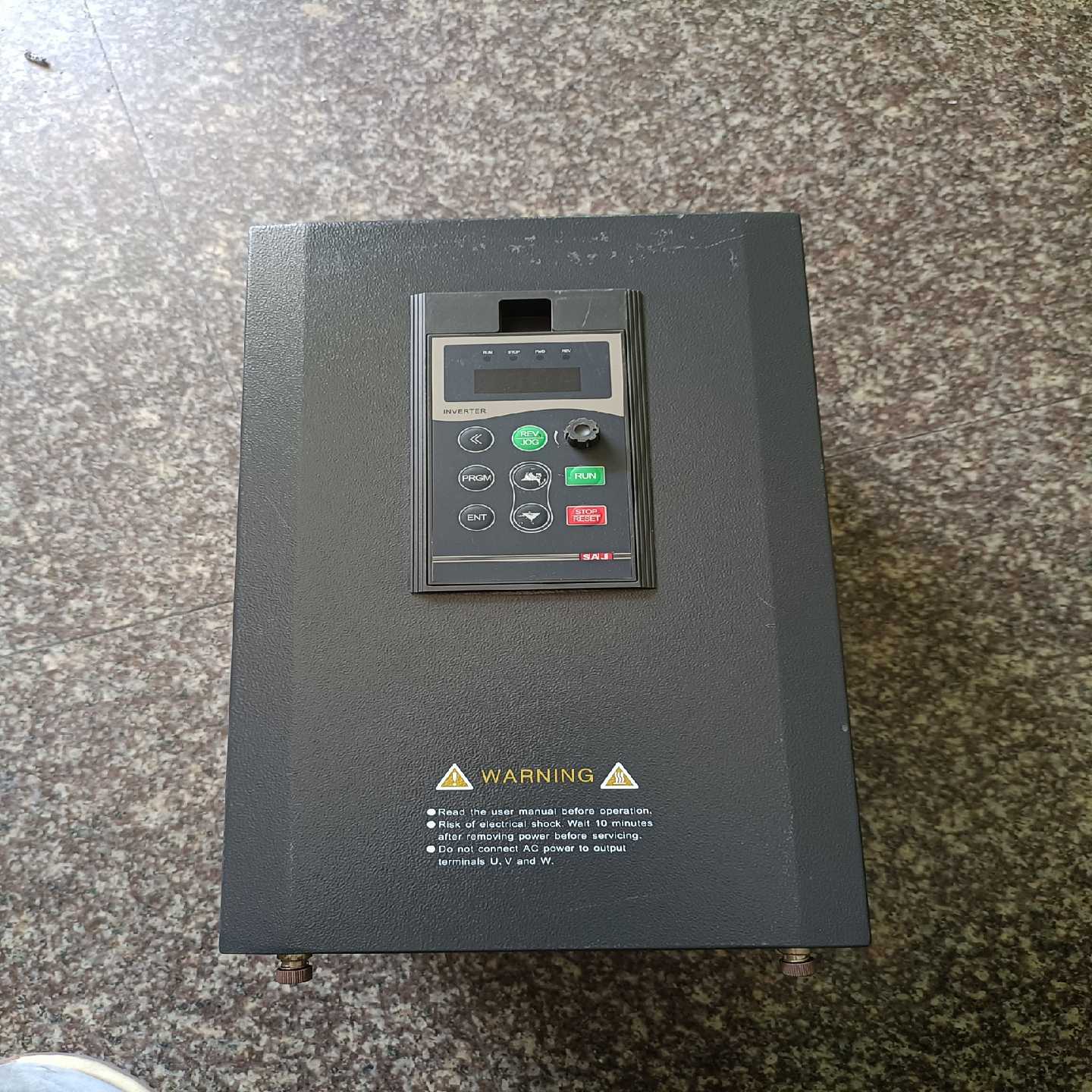 询价三晶8000B系列变频器11/15KW8000B-4T01