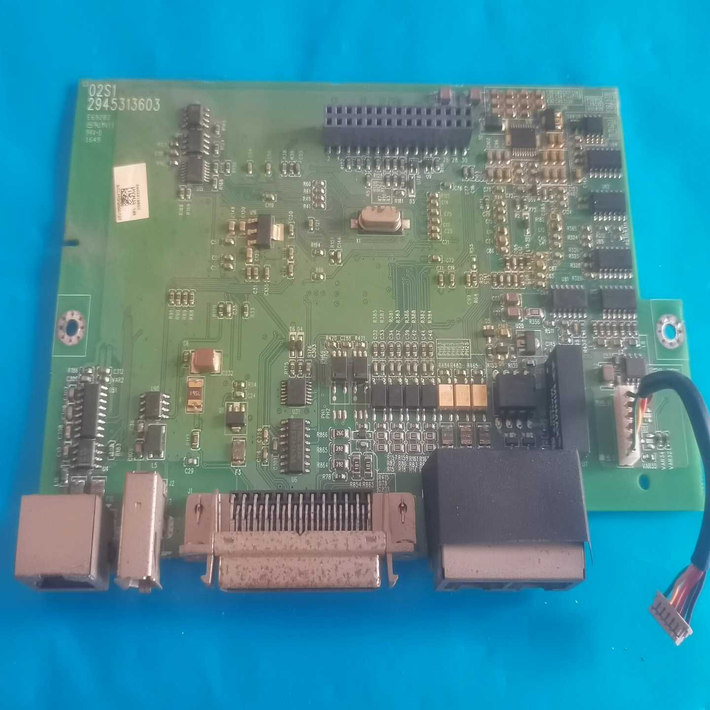 02S12945313603施耐德驱动器LXM23AU0