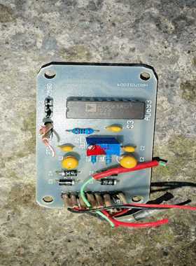 AD693AQ芯片详看图感兴趣的私聊-议价