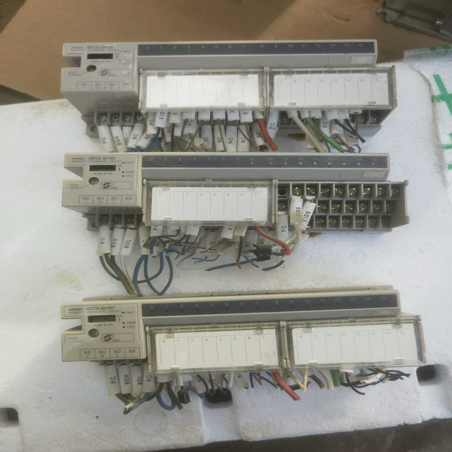 欧姆龙远程控制模块三个处理，型号SRT2-ID16T三只zh-议价