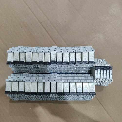 罗克韦尔AB继电器700-HLT1Z，700-TBR24.7--议价商品