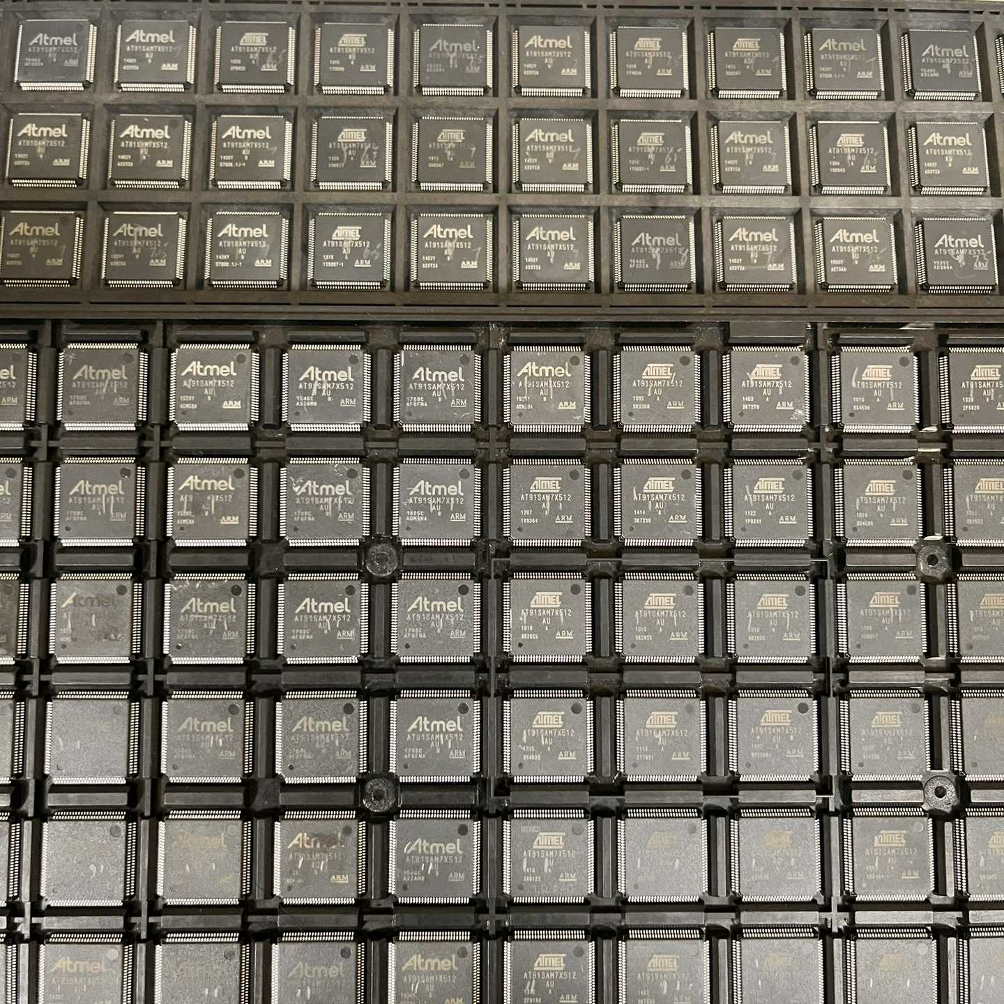 AT91SAM7X512-AU一站式配单，专业翻新料（有图-议价