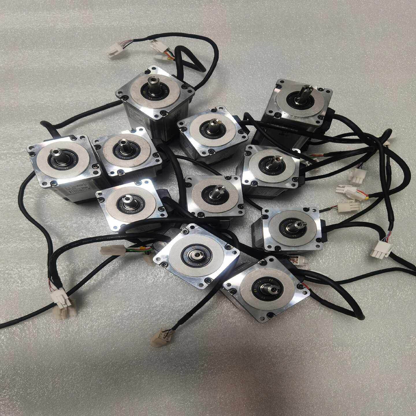 松下伺服电机，型号是MSMF022L1U2M和MSMF022