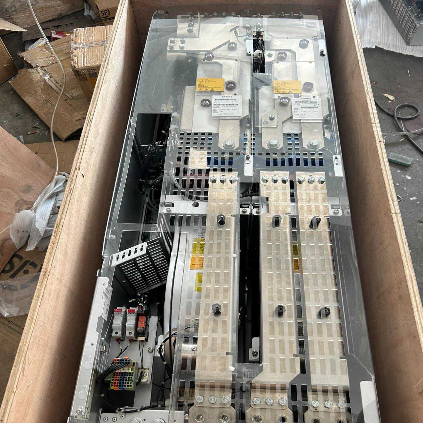 6ES7 234-4HE32-0XB0，西门子，实物拍摄，~议价