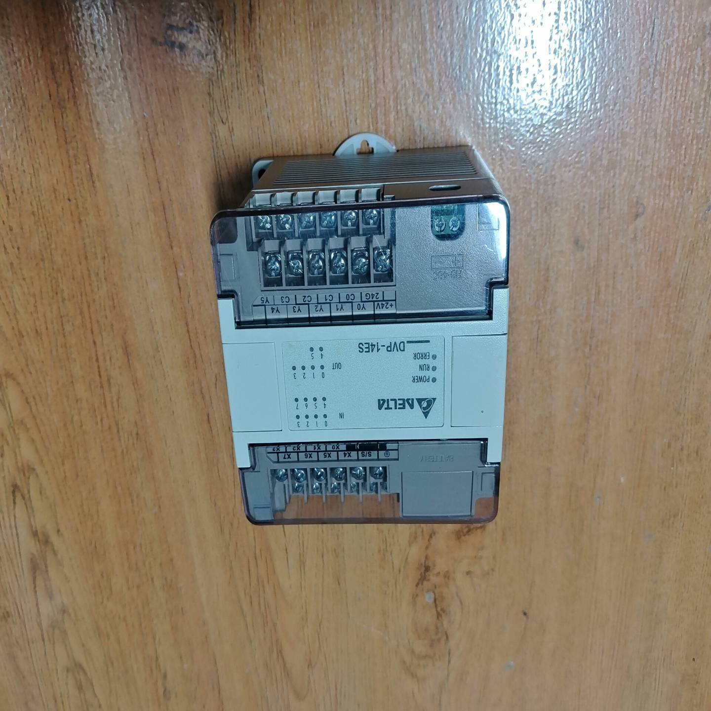 台达PLCDVP14ES00T2，功能正常，成色为实图询价