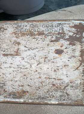 油罐电容200VAC95uf，成色如图，！询价