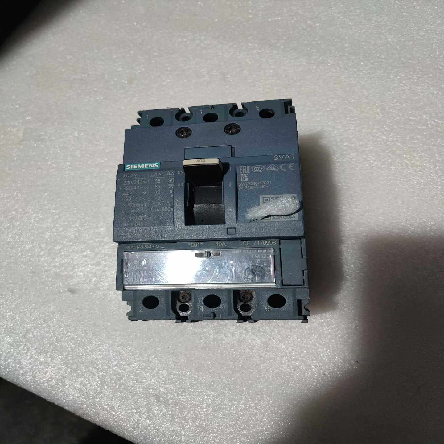 /3VA2110-5MN32-0AA0~询价