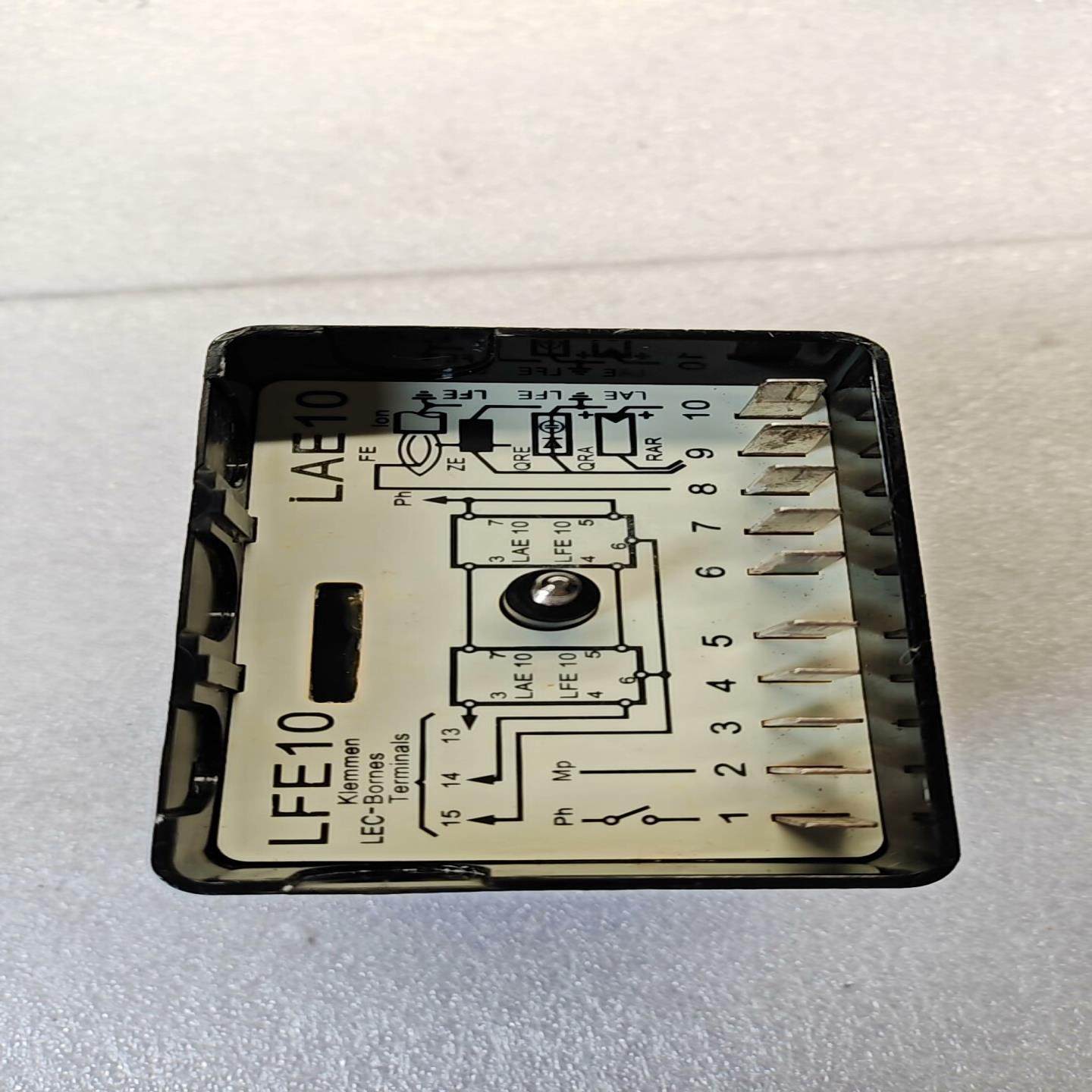 SIEMENS西门子控制器火焰放大器--议价商品