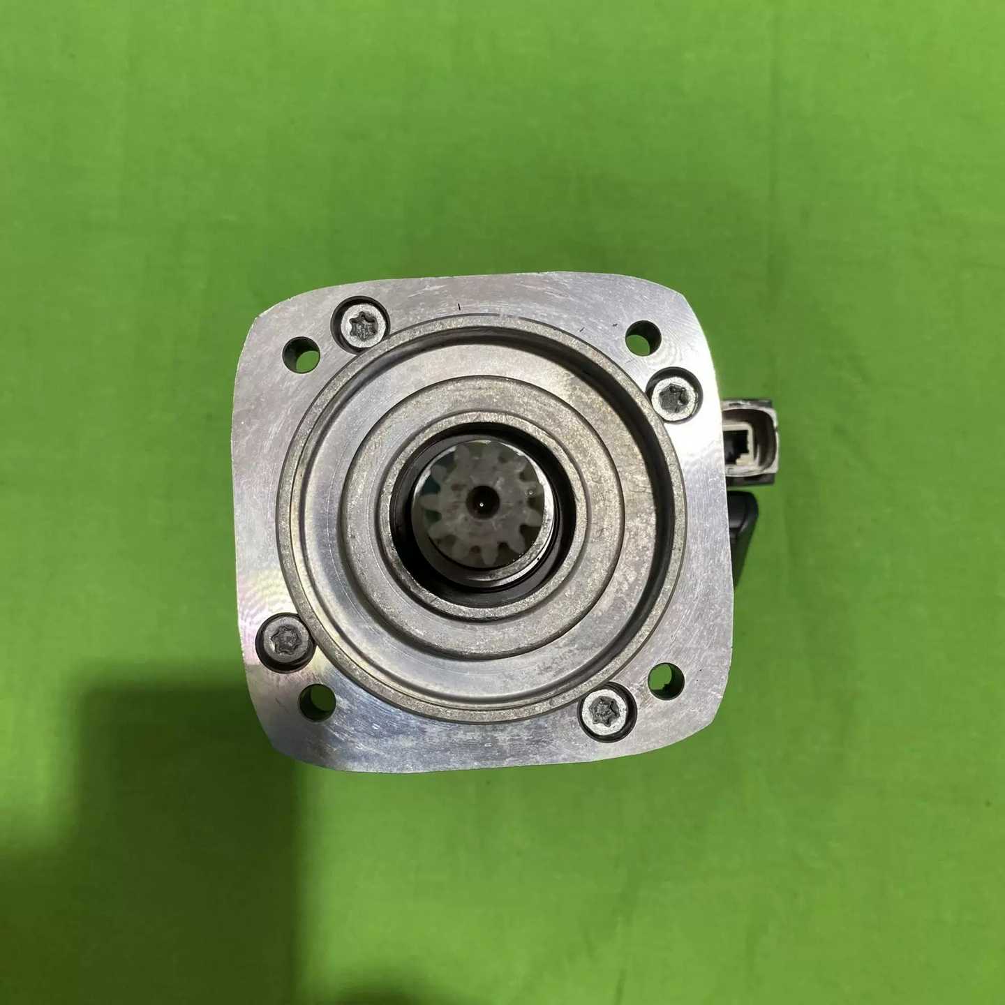 西门子1FG1501-6UD34-4HU1-Z原装实物拍摄顺--议价商品