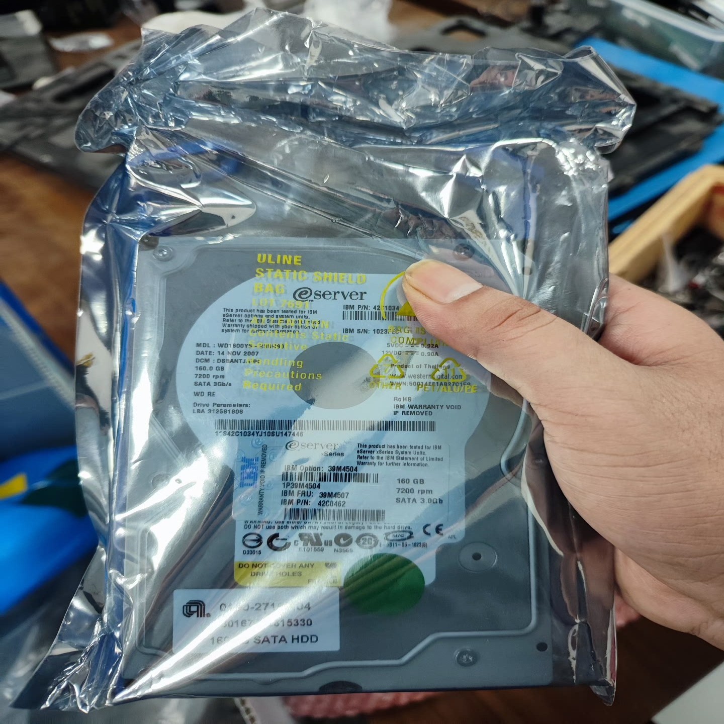 【请询价】IBM eServer服务器硬盘型号WD1600JS-23