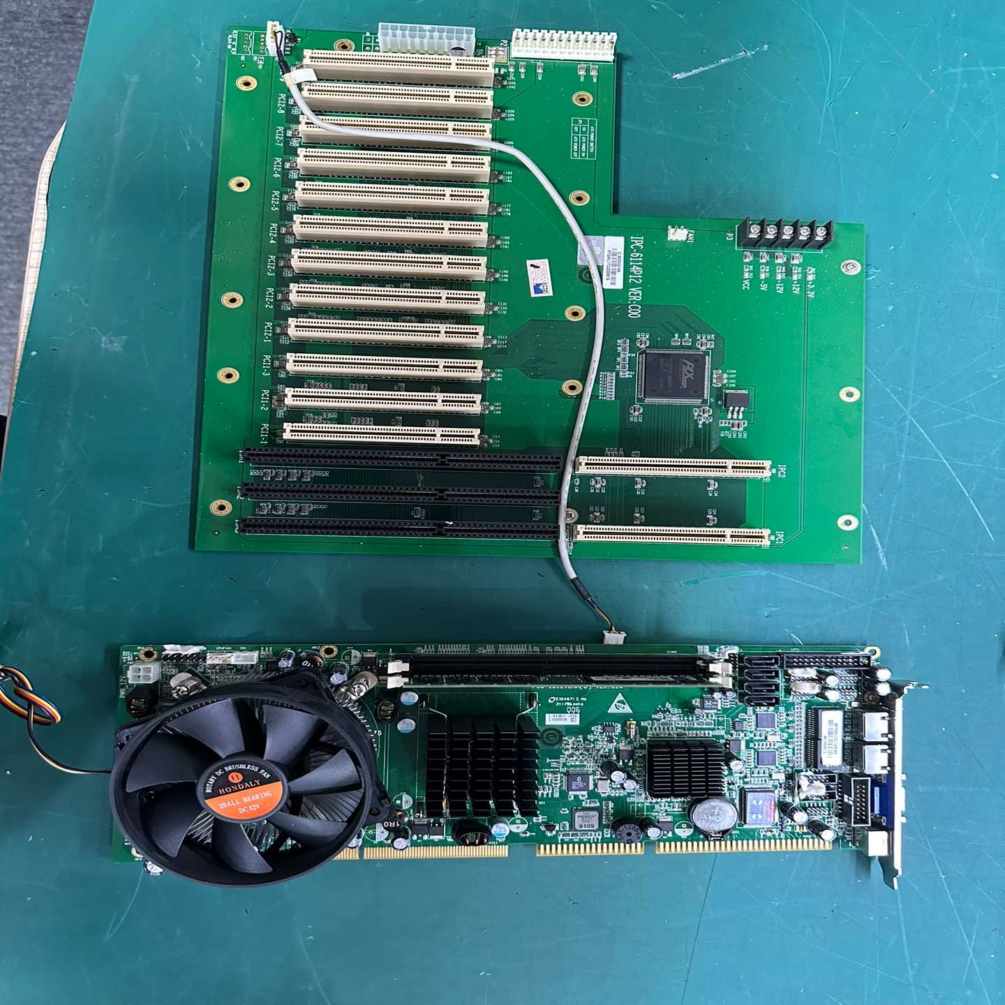 议价研祥FSC-1812V2NA(B）VER：C10加底板