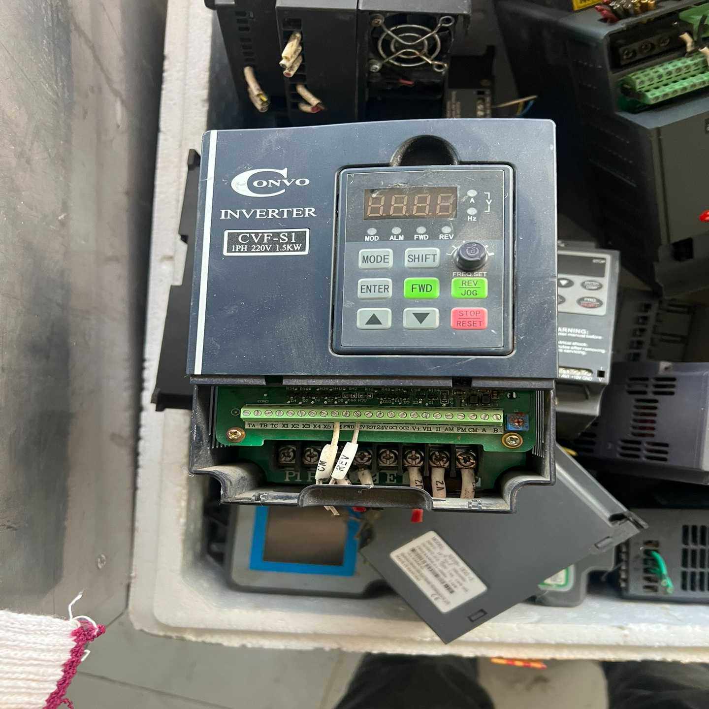 康沃变频器，CVF-S1，1.5kw缺下盖，，成色如询价,家装主材,其它厨房配用件,淘宝优惠券,粉丝福利购,淘宝优惠卷