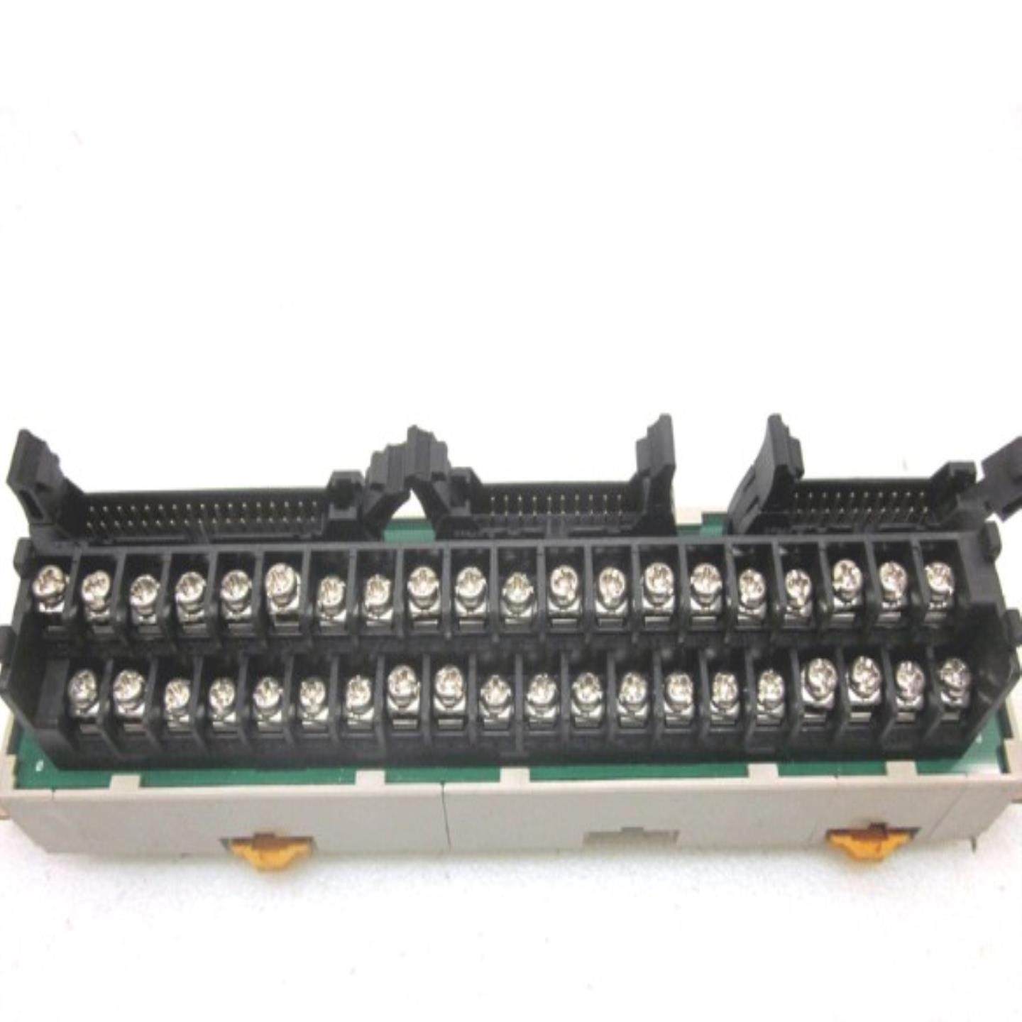 配件XW2B-40J6-2B Position Control Service Terminal议价