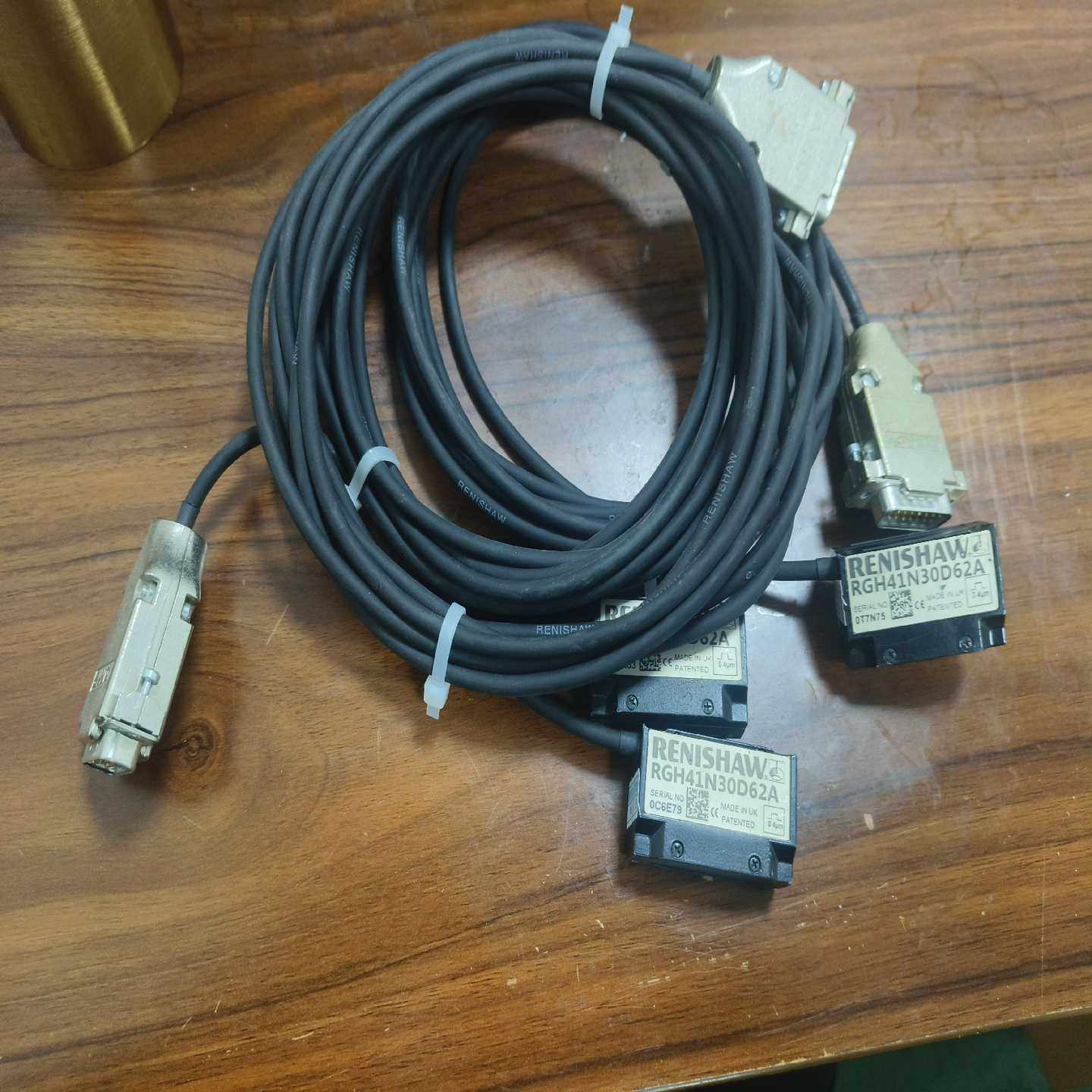 雷尼绍读数头，RGH41N30D62A。0.4um，3个以测--议价商品