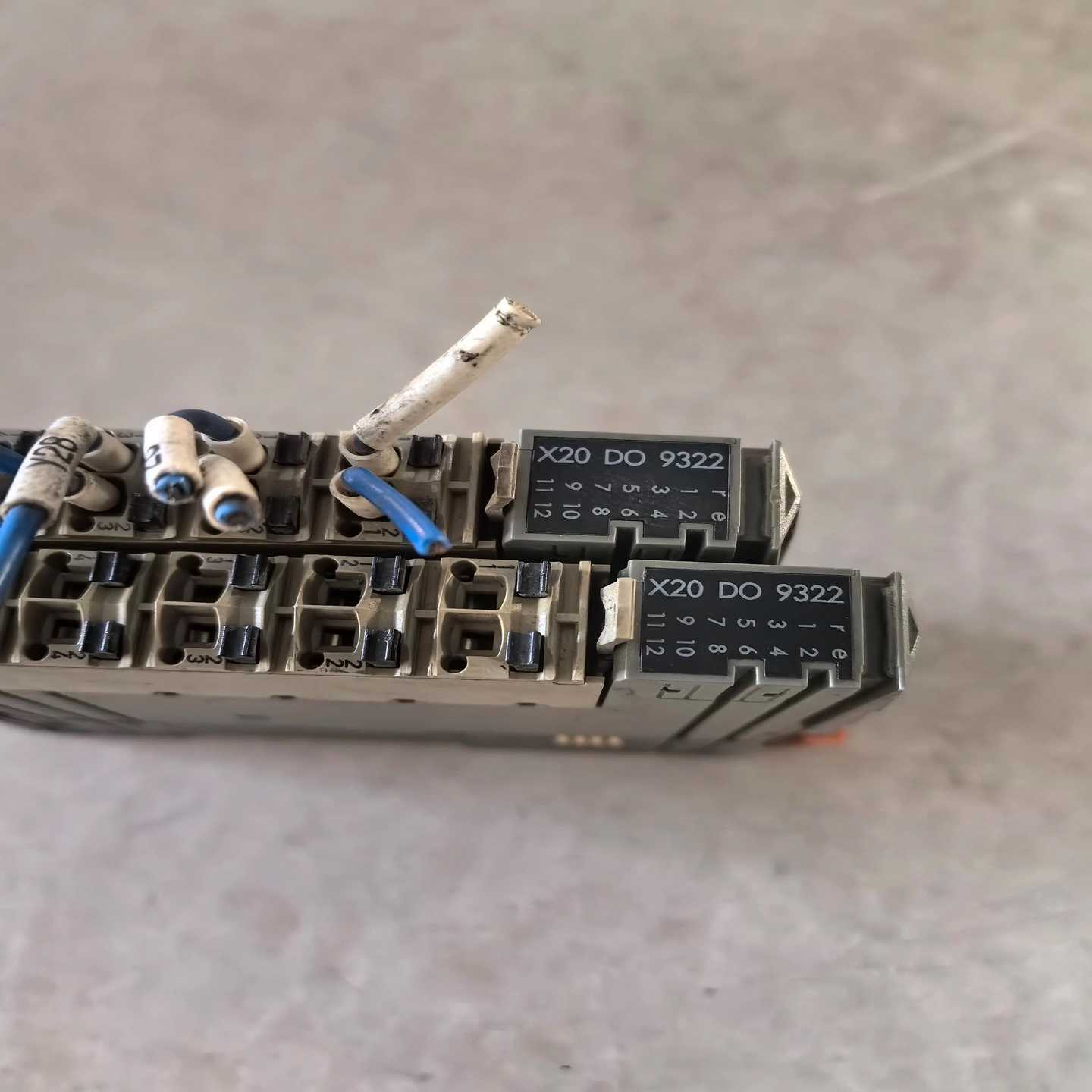 【议价】贝加莱PLC模块X20DO9322拆机功能完好