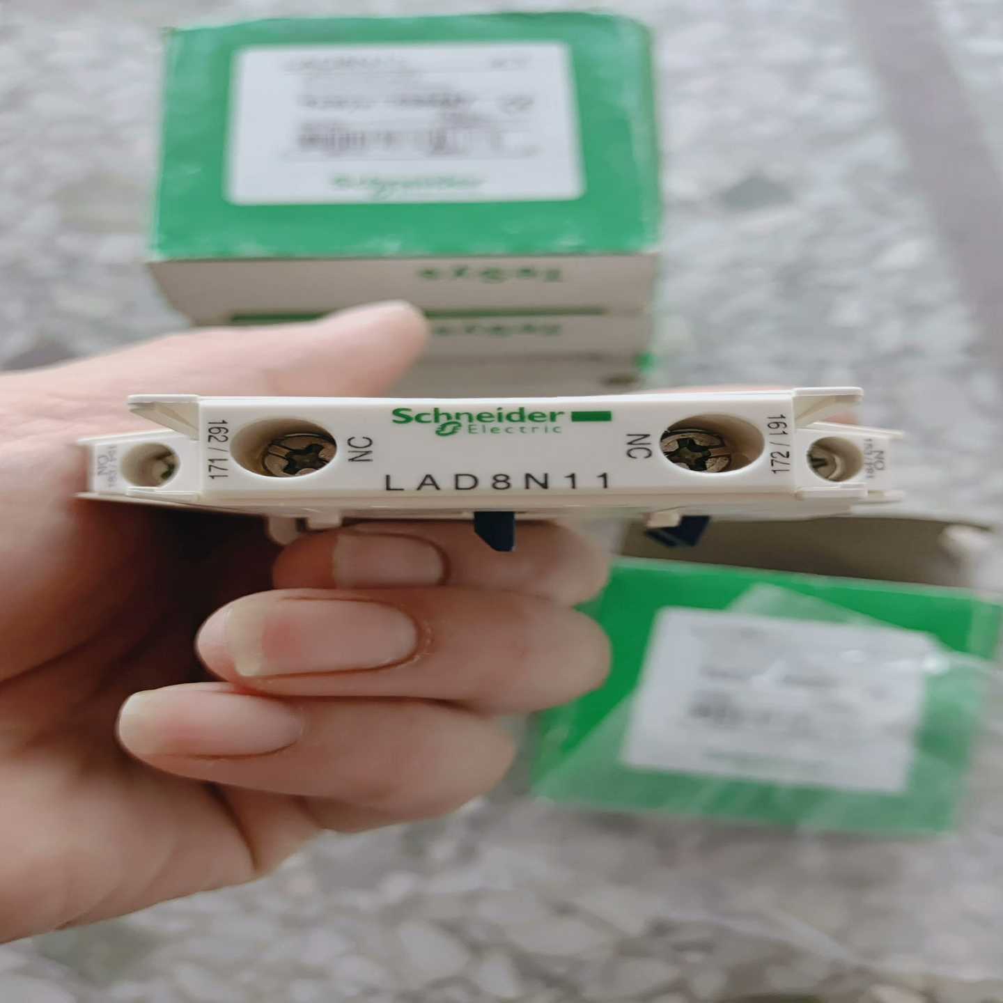 接触器侧面辅助触点模块LAD8N11 辅助，议价