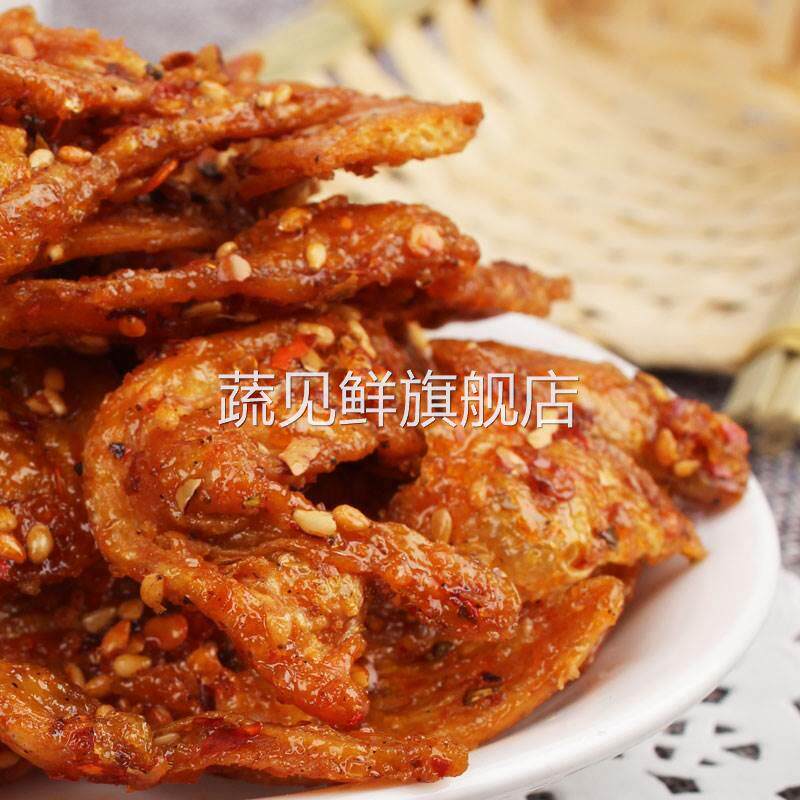 巨龙辣条快乐阵地辣条丝 90后怀旧零食麻辣小面筋辣片小包装小吃