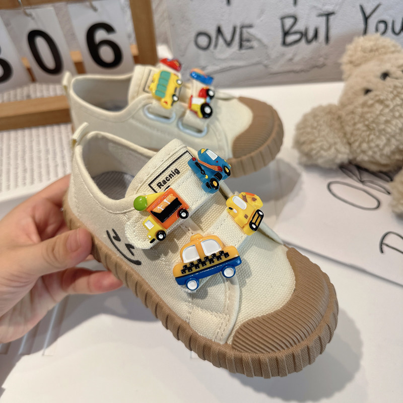 男童宝宝小汽车幼儿园室内鞋男宝入园小白鞋儿童工程车帆布鞋轻便