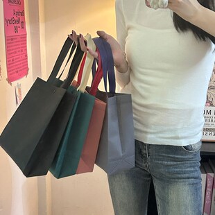 网红服装店无纺布手提袋暗扣简约加厚礼品包装手拎环保袋定制LOGO