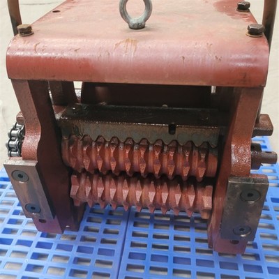 9z-4c高喷铡草机压辊,拉簧,支架,机头配件