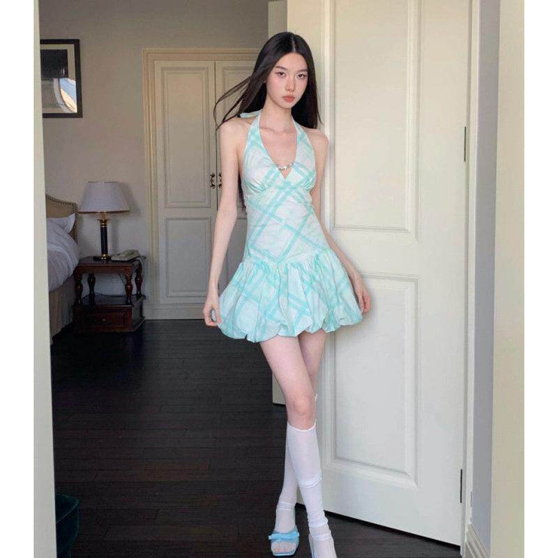薄荷绿田曦薇复古辣妹绿格纹挂脖设计感小众外穿高级感吊带连衣裙