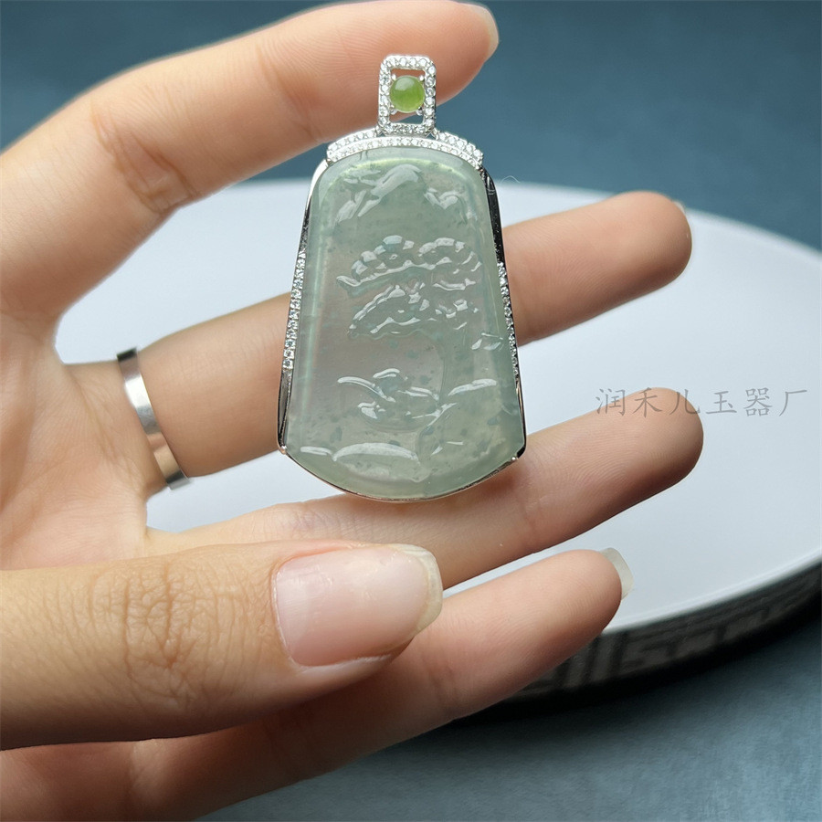 一件代发缅甸翡翠A货糯冰种山水牌挂件意境风景蓝水油青翡翠吊坠